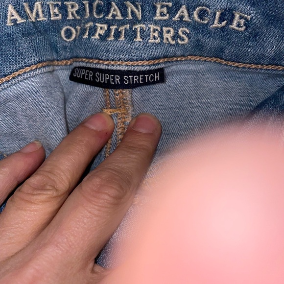 American Eagle Outfitters High Rise Blue Jeans - Picture 4 of 8